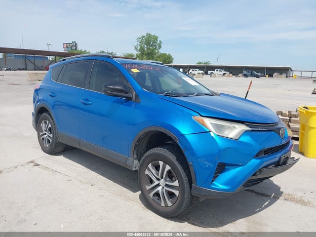 Salvage Toyota RAV4 Image