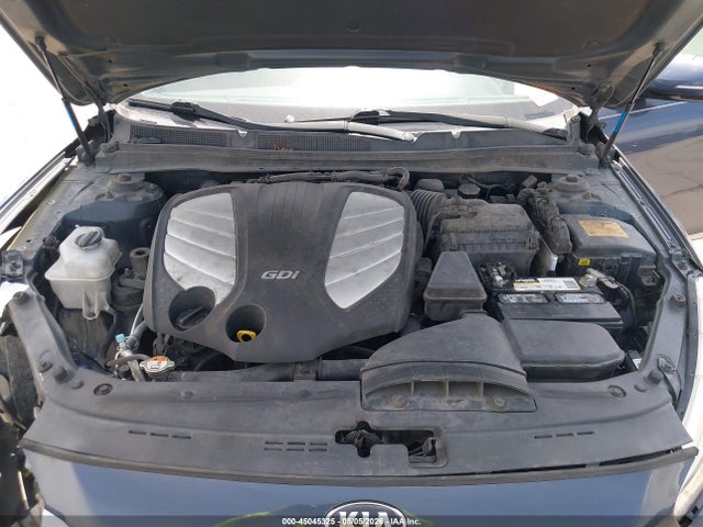 Kia Cadenza Premium
