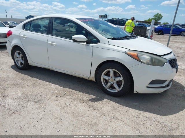 Salvage Kia Forte Image