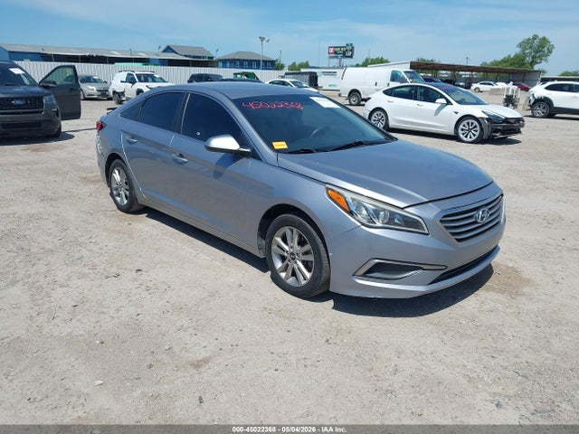 Salvage Hyundai SONATA Image