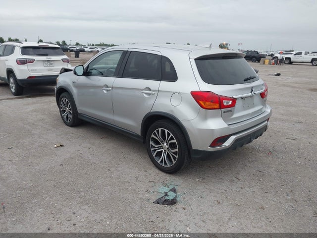 Mitsubishi Outlander 2.4 Se