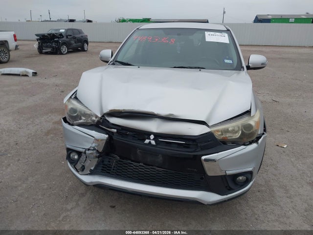 Mitsubishi Outlander 2.4 Se