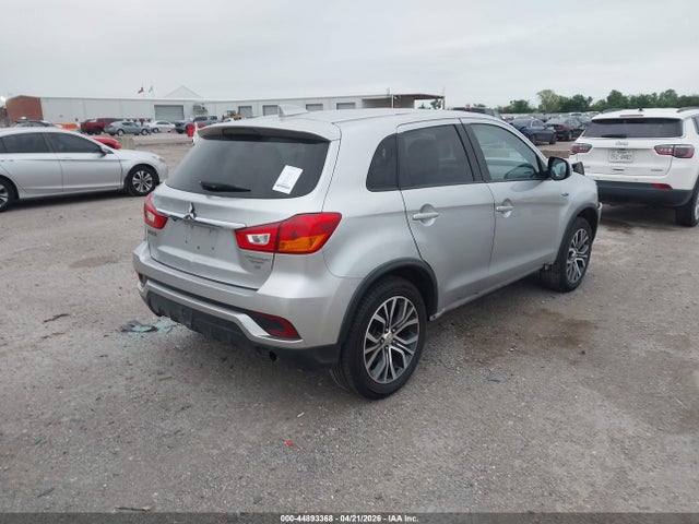 Mitsubishi Outlander 2.4 Se