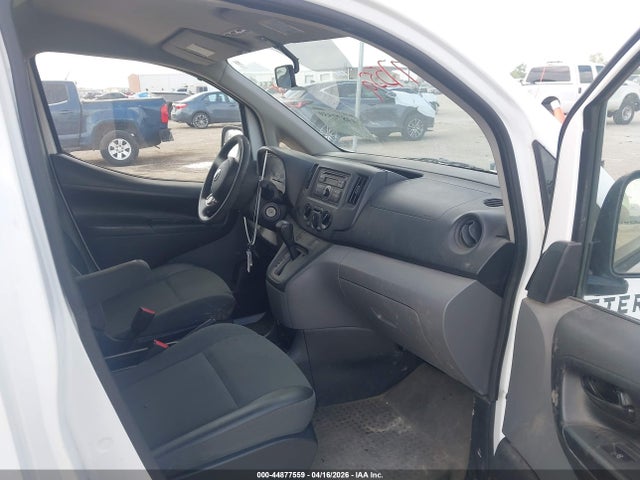 Nissan Nv S