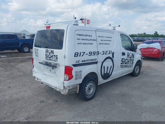 Nissan Nv S