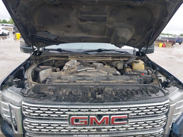 General Motors Sierra 2500HD 4wd  Standard Bed Denali