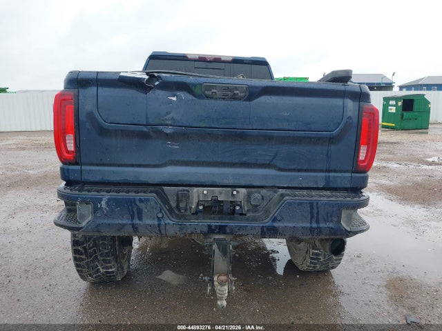 General Motors Sierra 2500HD 4wd  Standard Bed Denali