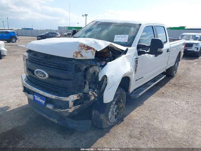 Ford F-350 Xl