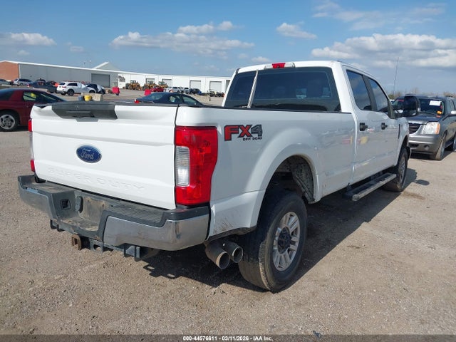 Ford F-350 Xl