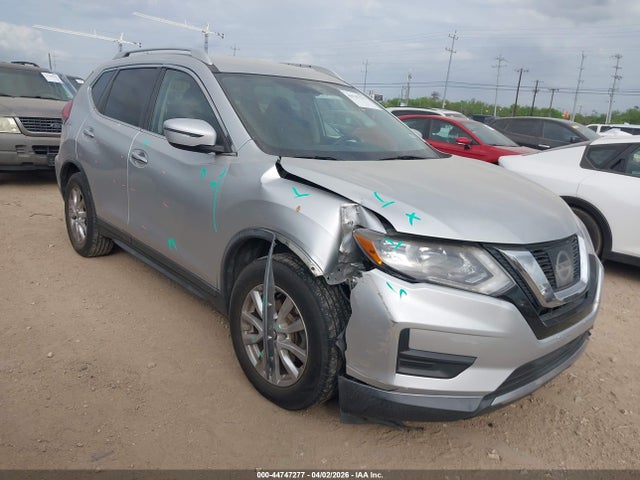 Salvage Nissan Rogue Image