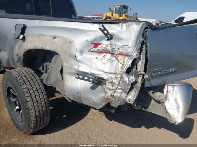 Toyota Tacoma Prerunner V6