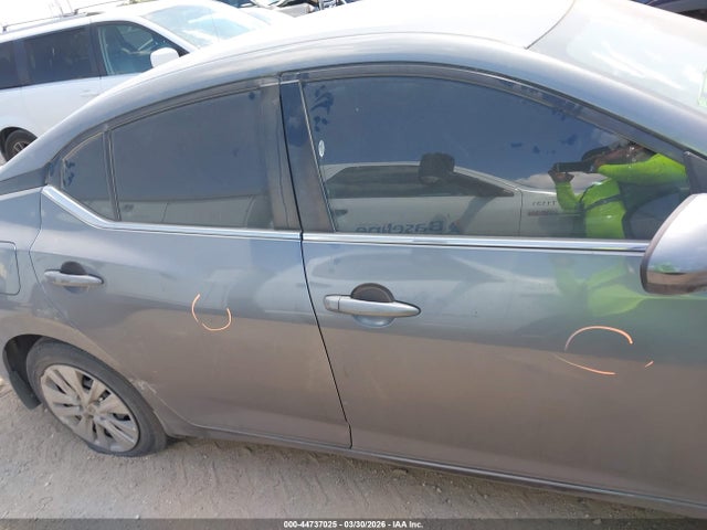 Nissan Sentra S Xtronic Cvt