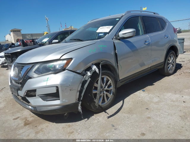 Nissan Rogue Sv
