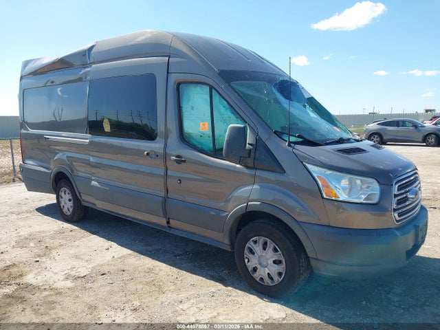 Salvage Ford Transit Image