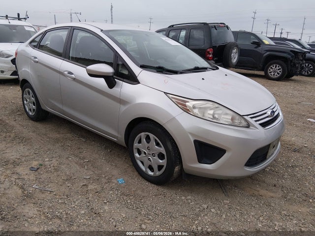 Salvage Ford Fiesta Image