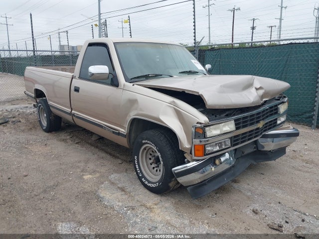 Salvage Chevrolet Gmt Image