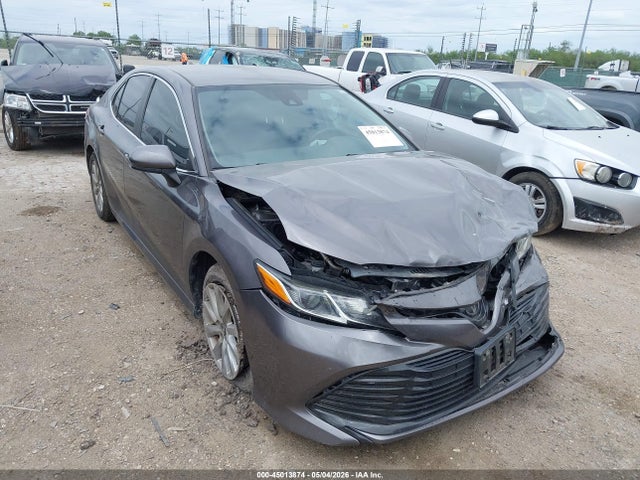 Salvage Toyota Camry Image