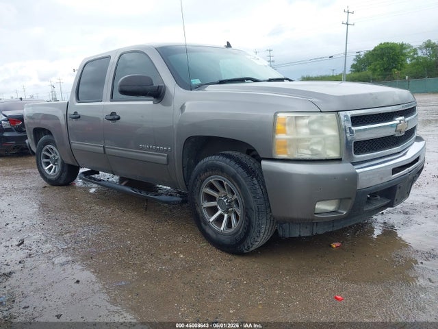Salvage Chevrolet Silverado 1500 Image