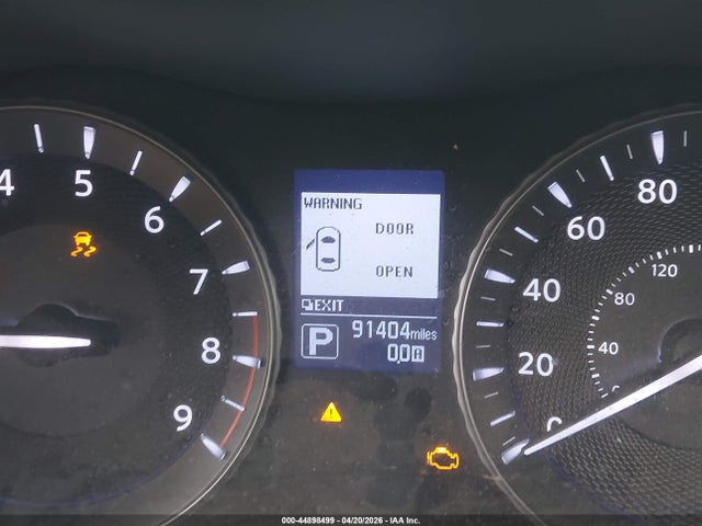 INFINITI Q70 3.7