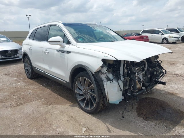 Salvage Lincoln Nautilus Image