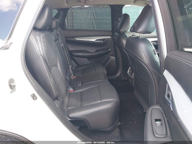 INFINITI Qx Luxe