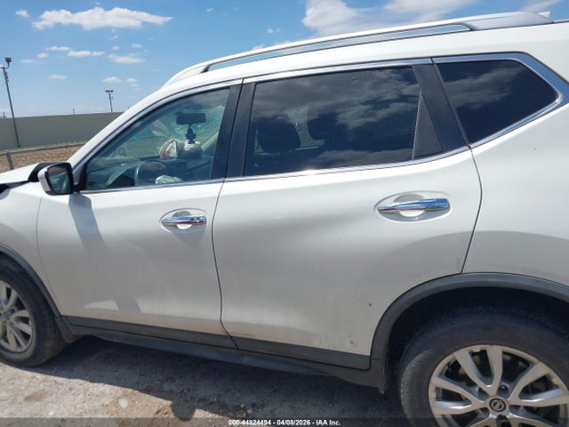 Nissan Rogue Sv
