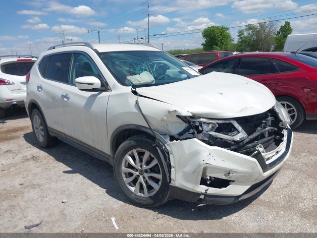 Salvage Nissan Rogue Image
