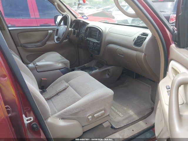 Toyota Sequoia Sr5 V8