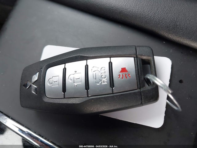 Mitsubishi Outlander Se 2.5 2wd