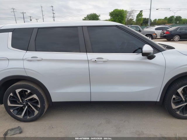Mitsubishi Outlander Se 2.5 2wd