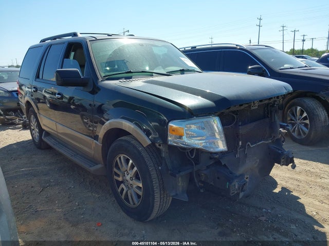 Salvage Ford Expedition Image