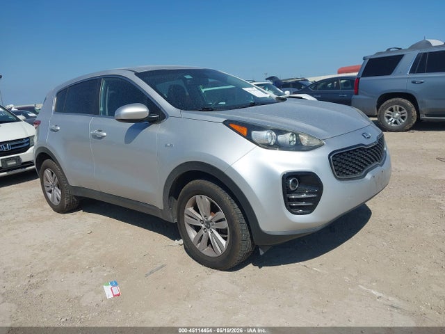 Salvage Kia Sportage Image