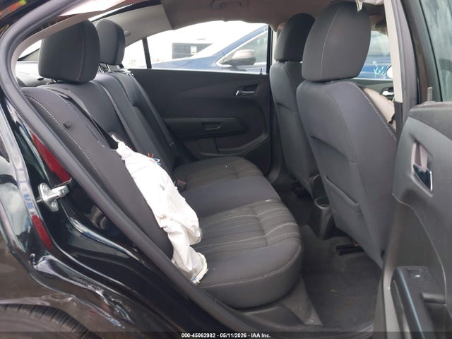 Chevrolet Sonic Lt Auto