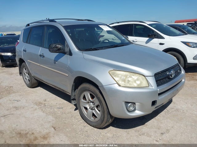 Salvage Toyota RAV4 Image