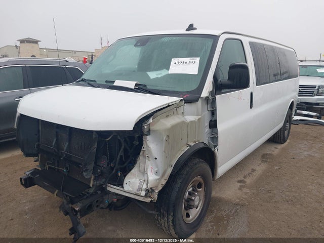 Chevrolet Express Lt