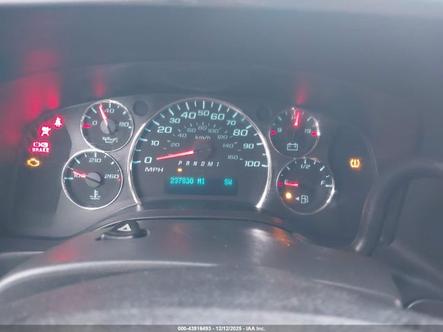 Chevrolet Express Lt