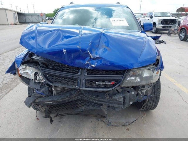 Dodge Journey Crossroad