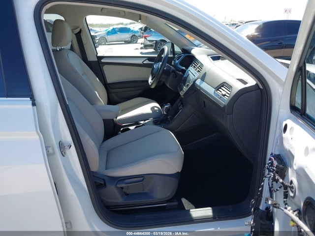 Volkswagen Tiguan 2.0t S