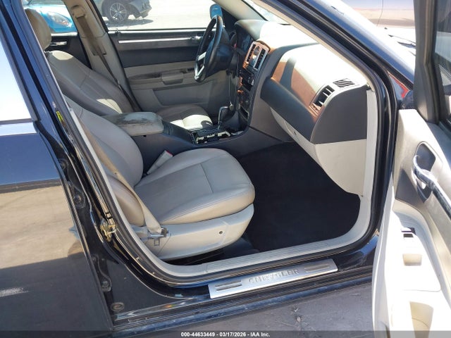 Chrysler 300 Touring