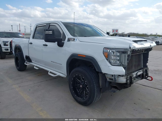 Salvage General Motors Sierra 2500HD Image