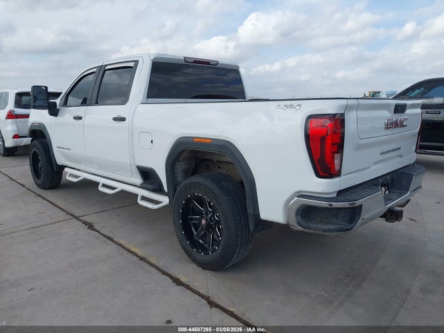 General Motors Sierra 2500HD 4wd  Standard Bed