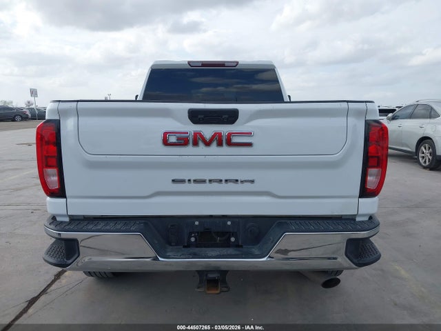 General Motors Sierra 2500HD 4wd  Standard Bed