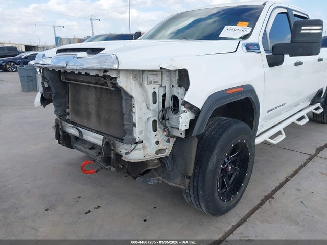 General Motors Sierra 2500HD 4wd  Standard Bed