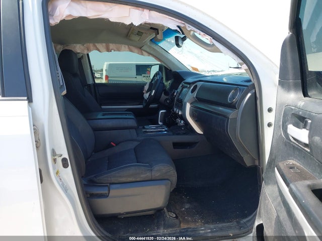 Toyota Tundra Sr5 5.7l V8