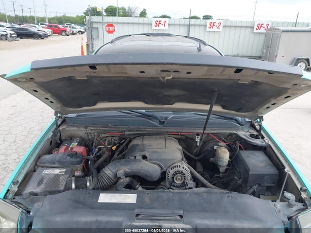 Cadillac Escalade Standard