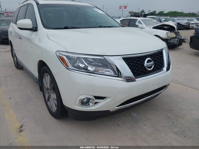 Nissan Pathfinder Platinum