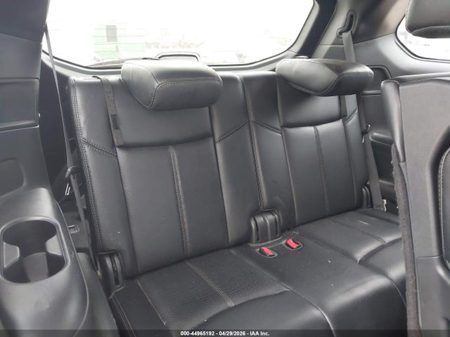 Nissan Pathfinder Platinum