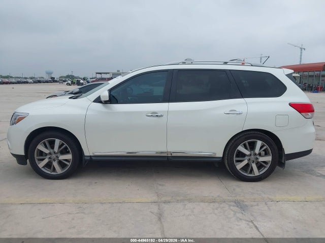 Nissan Pathfinder Platinum