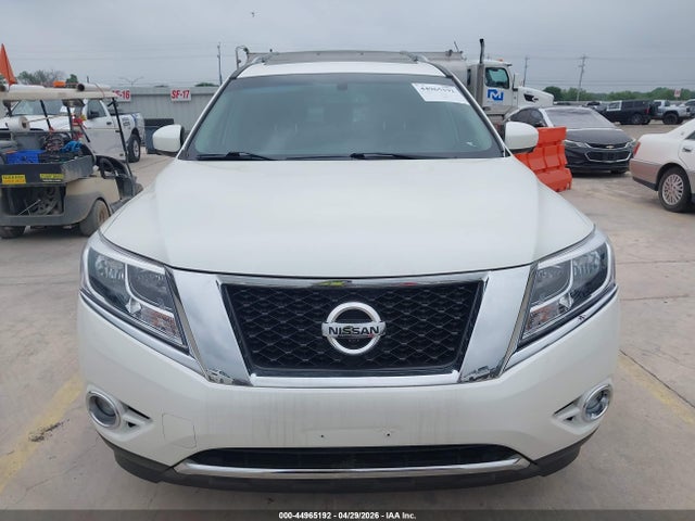 Nissan Pathfinder Platinum