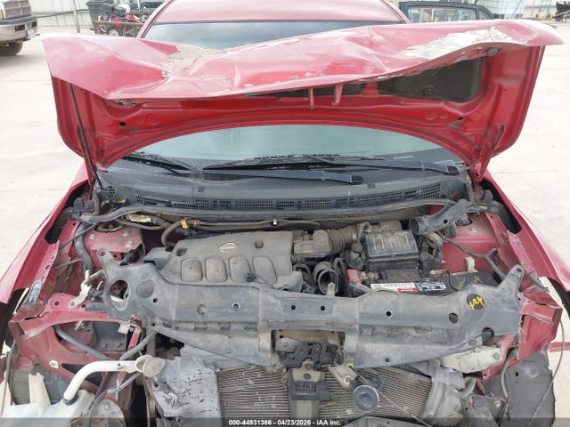 Nissan Versa 1.8s